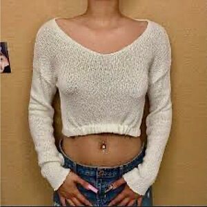 Forever 21 Cream Lightweight cropped beach sweater MEDIUM